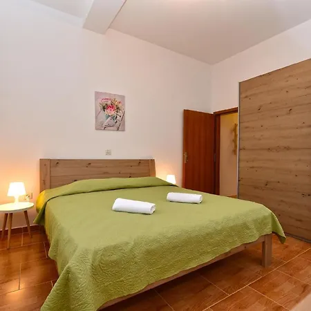 Fuer 4 Personen Ca 45 Qm In Galizana, Istrien Istrische Riviera Apartment *